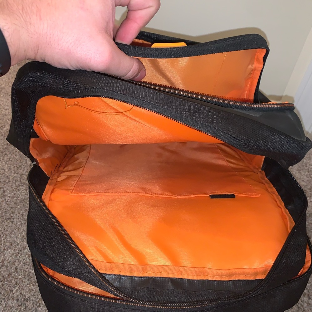 Computer/Laptop Backpack - Picture 3 of 3